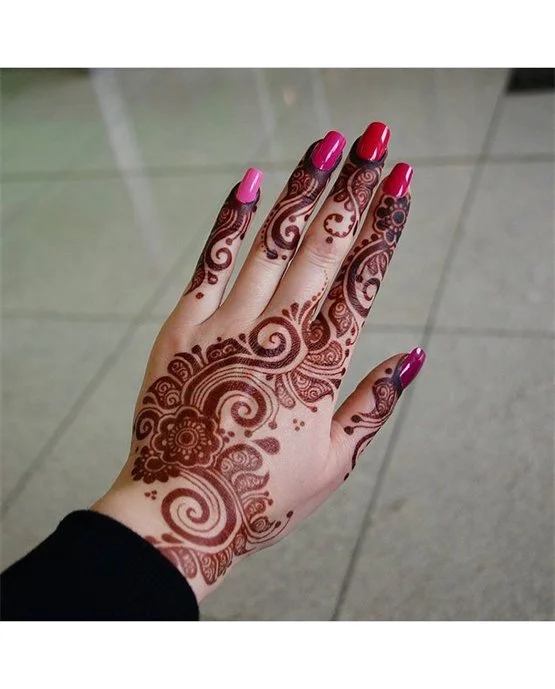 Chic Blossom With Band Featuring Back Hand Mehndi Design Chic Blossom With Band Featuring Back Hand Mehndi Design